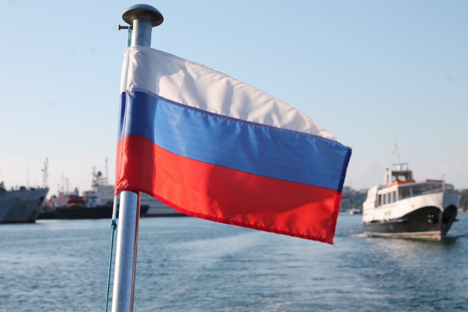 Сатановский призвал власти РФ действовать всерьез после теракта на Крымском мосту