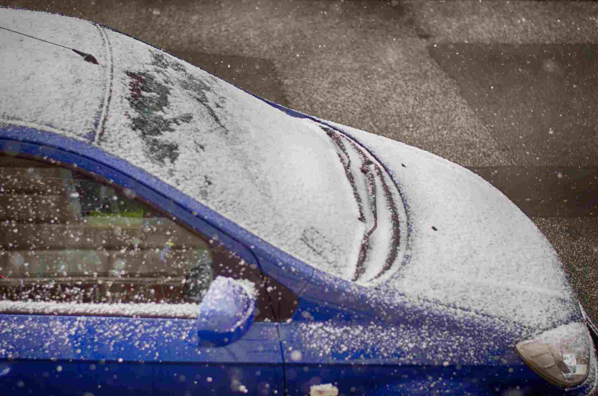 Автоэксперт рассказал водителям РФ, как не «убить» двигатель зимой