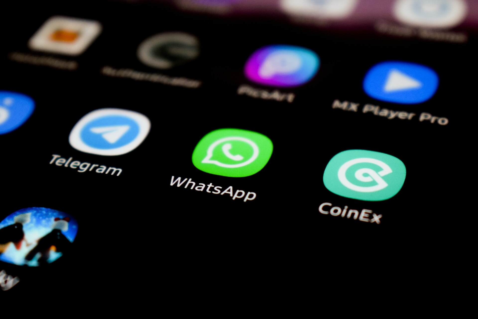 В WhatsApp для ОС Android появится поиск по датам сообщений