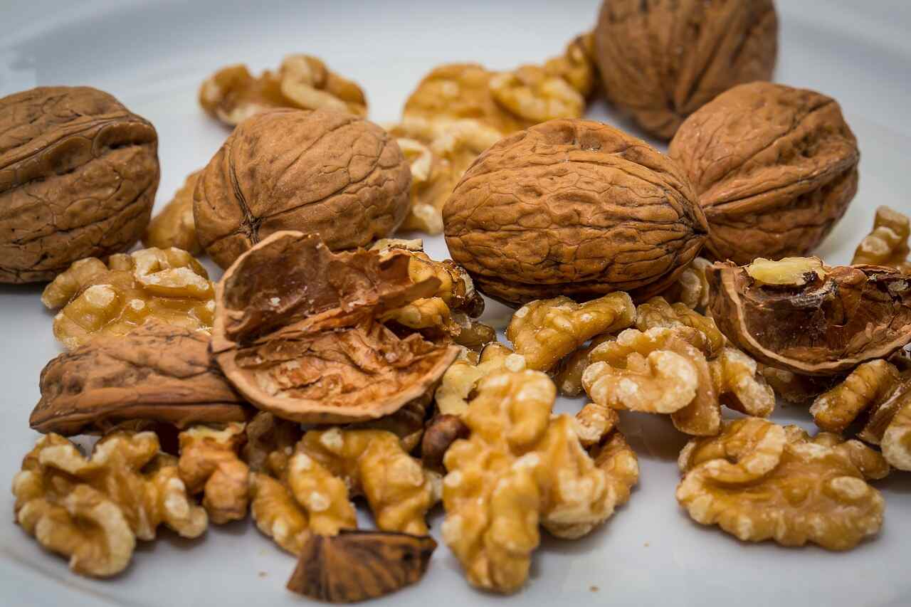 Nutrients: употребление древесных орехов на перекус нормализует уровень сахара в крови