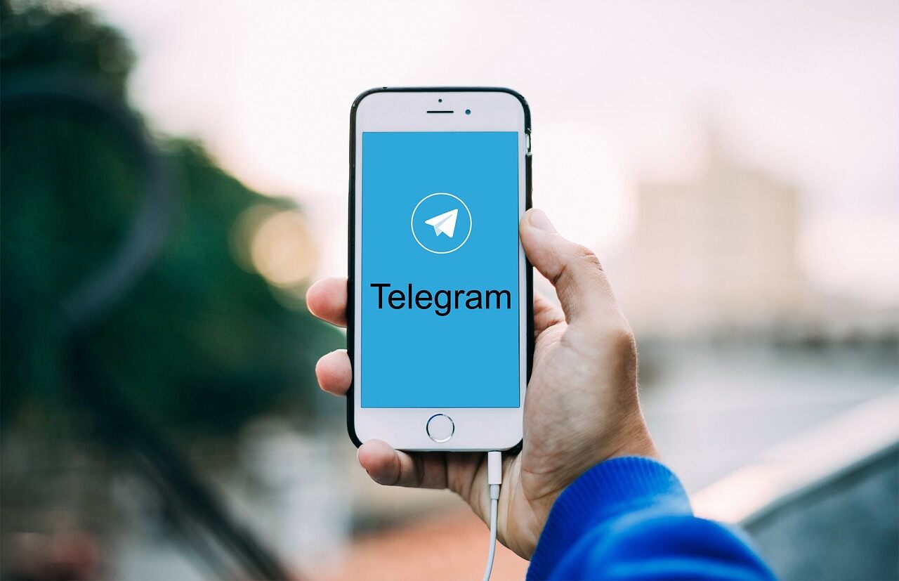 Мессенджер Telegram обогнал TikTok среди самых популярных приложений в новогодние праздники