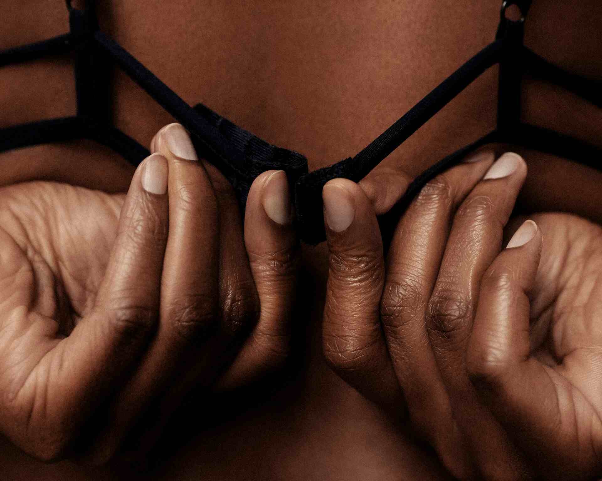 JAMA: Учёные выяснили, сколько секса нужно для здоровья и долголетия женщин