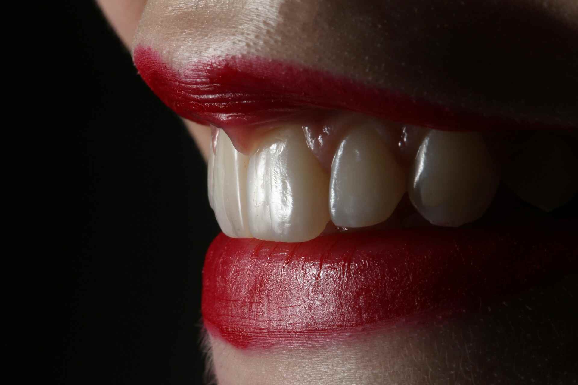В Японии в 2024 году стартуют исследования по выращиванию новых зубов у людей